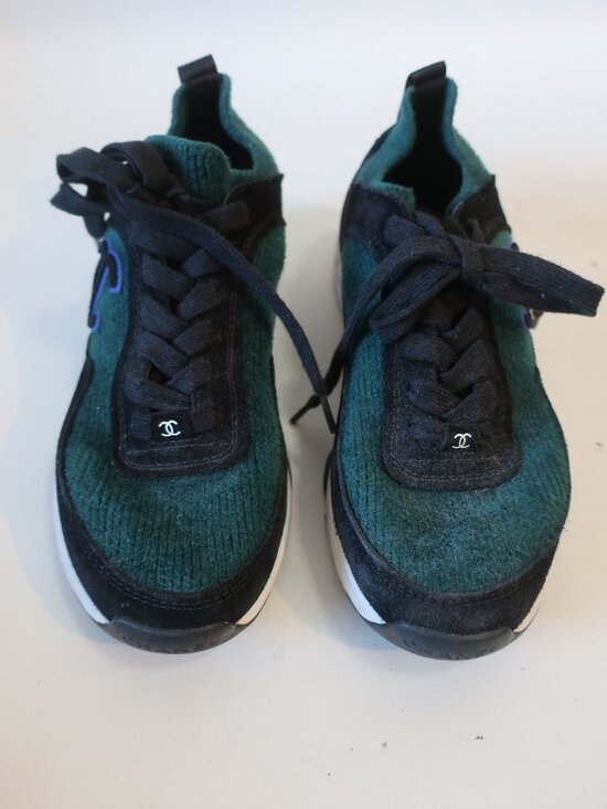 CHANEL Shoes - Authentic Womens Chanel Green Black Sport Fashion Tweed Sneaker Shoes 36 US/6